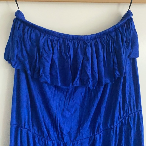 Beautiful strapless dress from Anthropologie - Picture 2 of 8